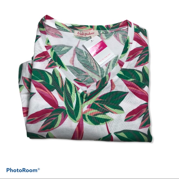 FRESH PRODUCE V-NECK T-SHIRT.NWT.XL.MSRP$49